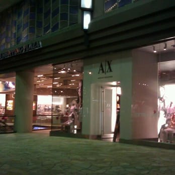 ARMANI EXCHANGE - CLOSED - 11 Photos - 2250 Kalakaua Ave, Honolulu, HI -  Yelp