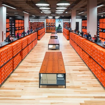 NIKE FACTORY STORE - CLOSED - 1 